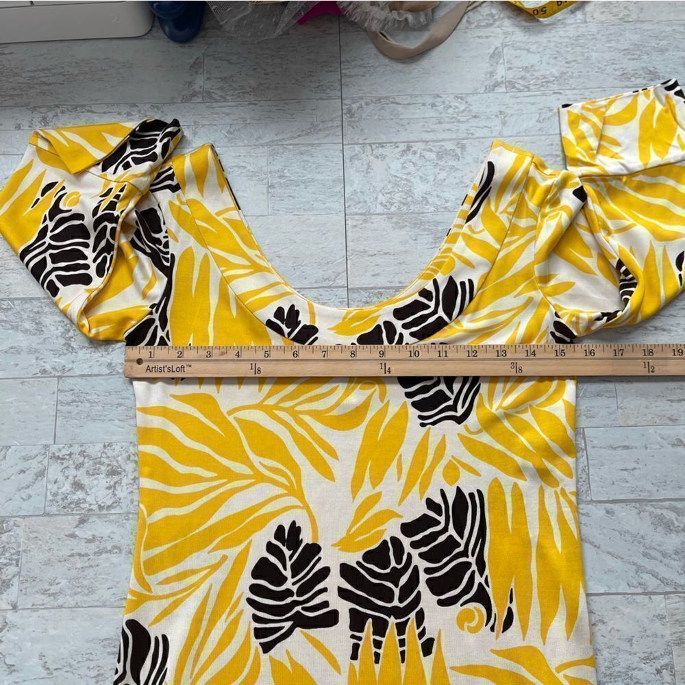 Diane Von Furstenberg Vintage Yellow Scoop Neck Floral Silk Dress Sz 0 - Picture 9 of 15